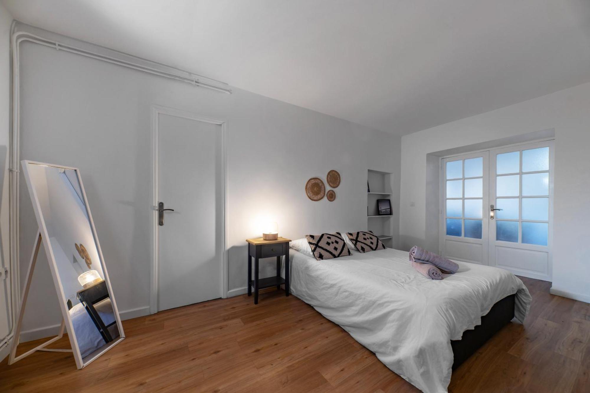 Le Celestin - Appartement 2 Chambres Avec Jardin En Centre Ville Vichy Bagian luar foto