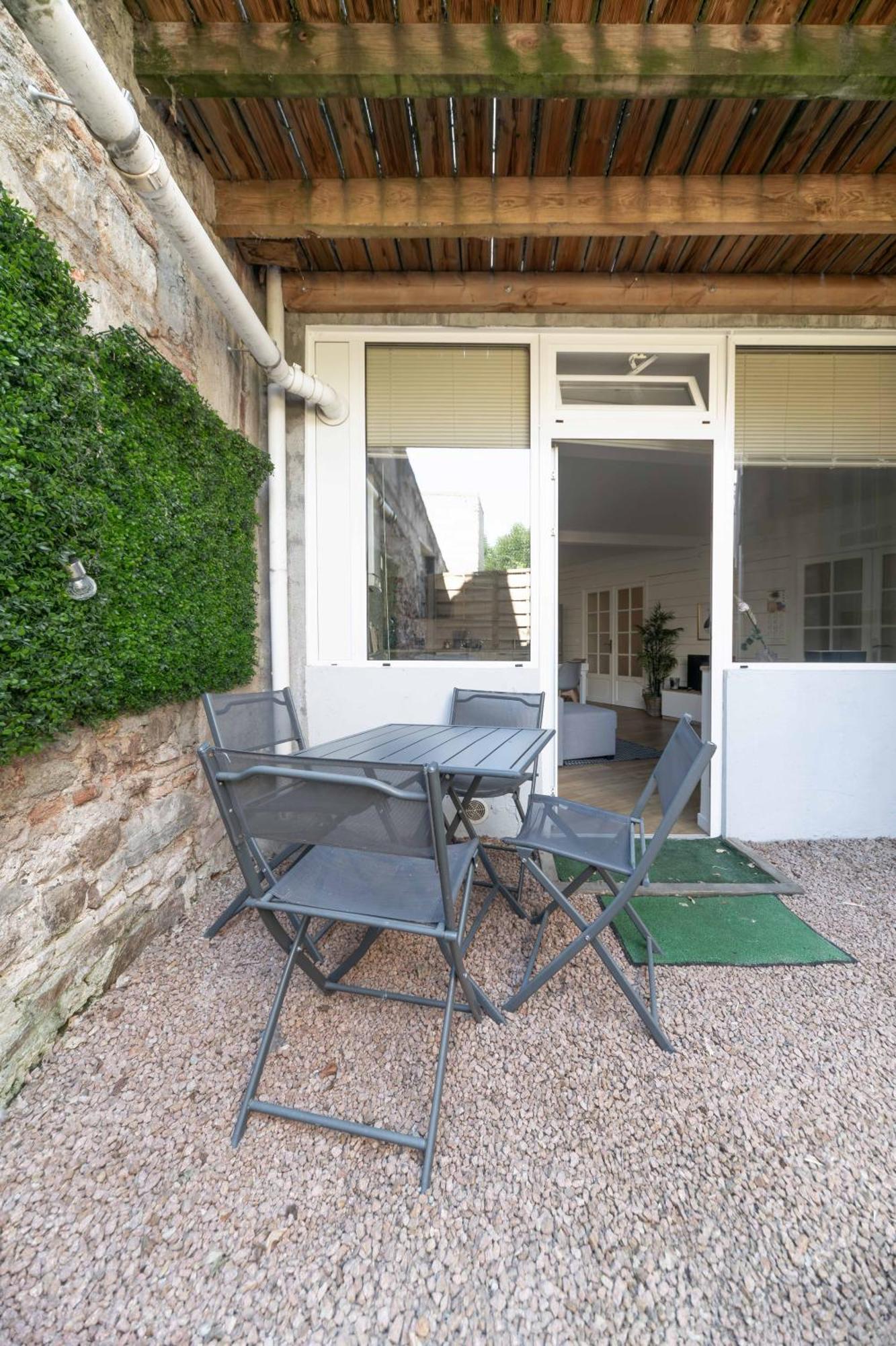 Le Celestin - Appartement 2 Chambres Avec Jardin En Centre Ville Vichy Bagian luar foto