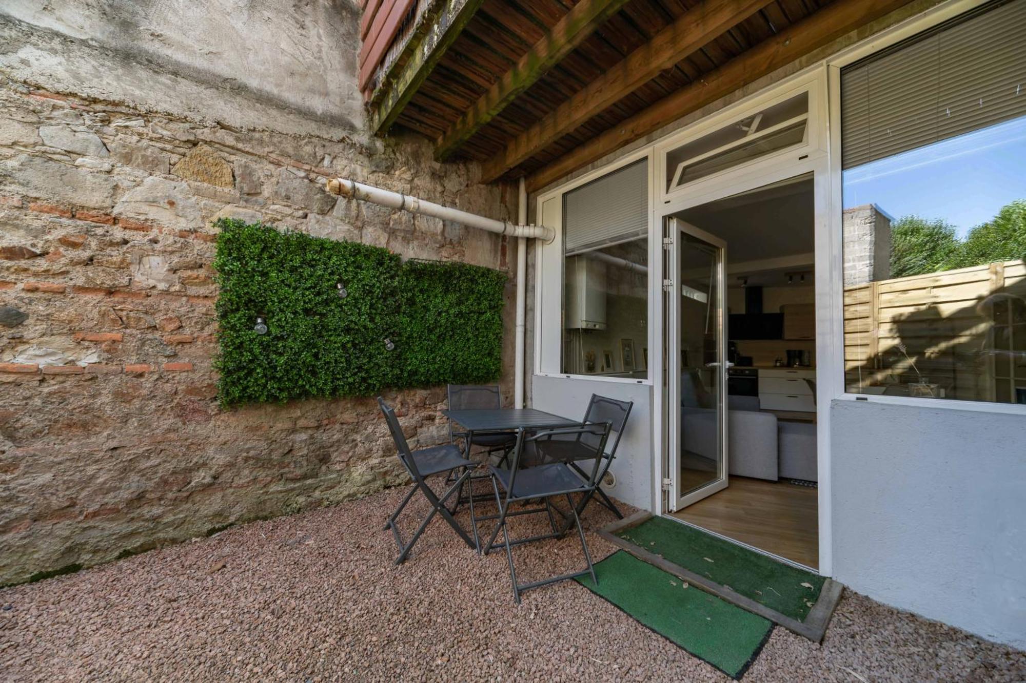 Le Celestin - Appartement 2 Chambres Avec Jardin En Centre Ville Vichy Bagian luar foto