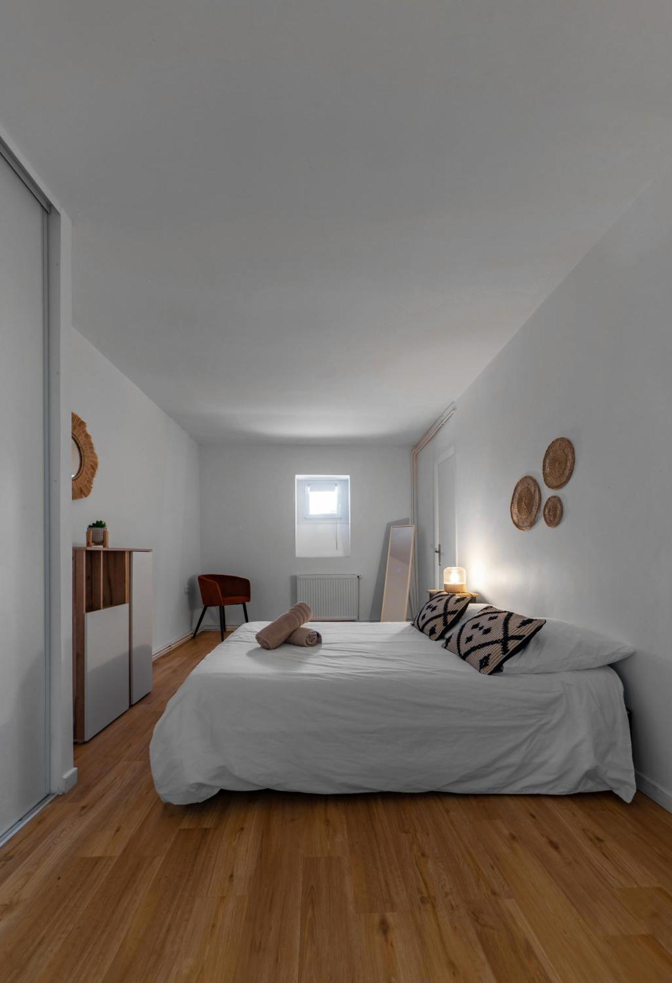 Le Celestin - Appartement 2 Chambres Avec Jardin En Centre Ville Vichy Bagian luar foto