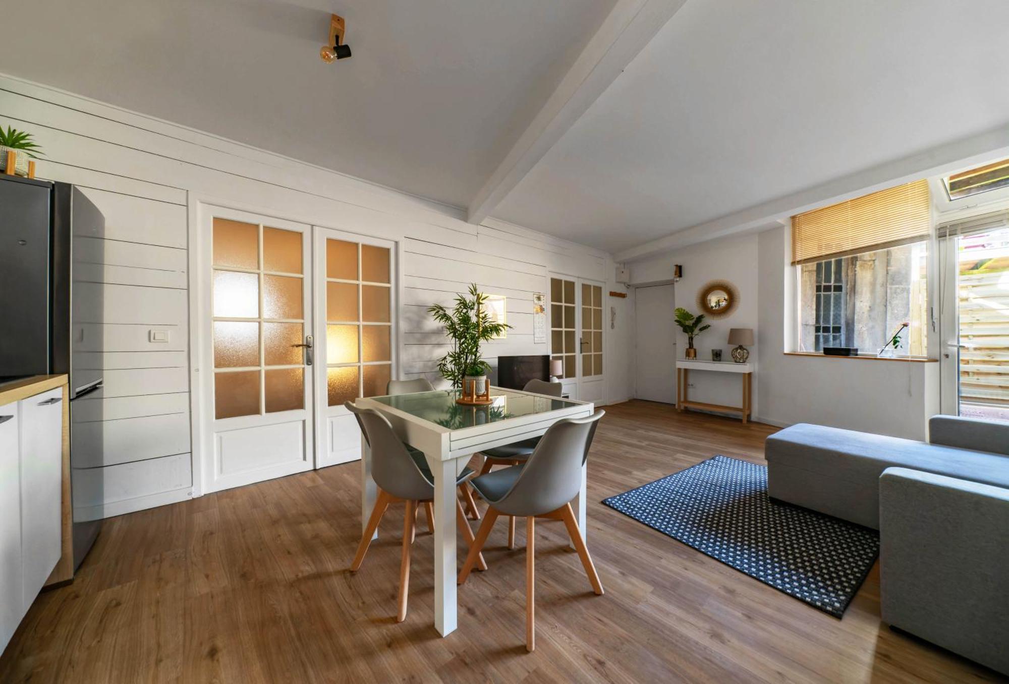 Le Celestin - Appartement 2 Chambres Avec Jardin En Centre Ville Vichy Bagian luar foto